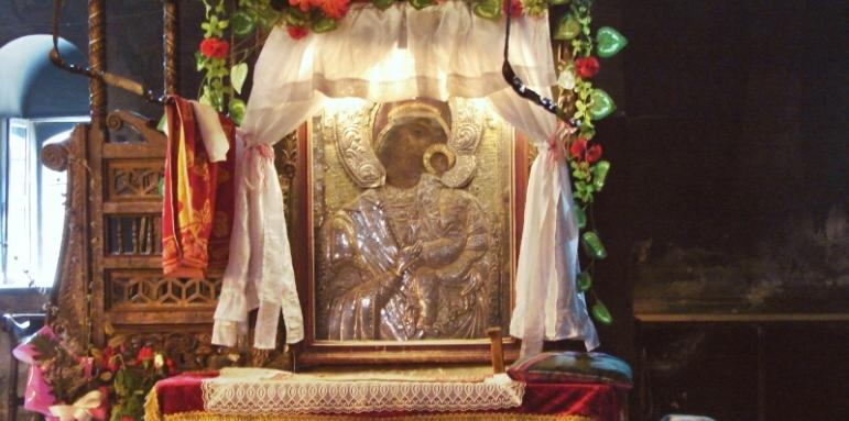 Ден преди празника на св. Богородица: Ново чудо в Бачковския манастир